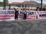 Para-Pedagang-Pasar-Banjaran-melayangkan-gugatan-ke-PN-Bale-Bandung.jpg