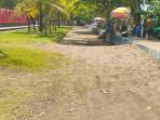 Pasir-menutupi-lokasi-pedestrian-Taman-Pangandaran-Sunset-Minggu.jpg