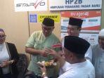 Pedagang-Pasar-Baru-Rayakan-Kemenangan-Farhan-Erwin.jpg