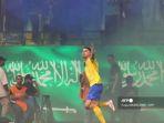 Penyerang-Al-Nassr-Cristiano-Ronaldo-merayakan-golnya-ke-gawang-Al-Ahli.jpg
