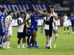 Pertandingan-Persib-vs-Dewa-United-di-Stadion-Gelora-Bandung-Lautan-Api.jpg