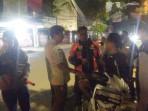 Petugas-Satpol-PP-saat-melakukan-OTT-terhadap.jpg