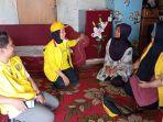 Rita-Fitria-mendatangi-sejumlah-warga-penerima-program.jpg