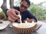 Riung-Durian-Pak-Yasin.jpg
