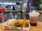 Sajian-ayam-KFC-Dago_1422023.jpg