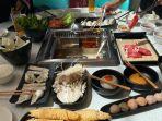 Sajian-makanan-di-Beauty-in-The-Pot-yang-berada-di-Mal-Paris-van-Java-Sukajadi-Bandung.jpg