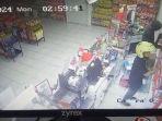 Sebuah-minimarket-dibobol-maling-11111.jpg