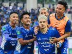 Selebrasi-pemain-PSIM-Yogyakarta-saat-cetak-gol-ke-gawang-Bhayangkara-FC.jpg