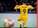 Selebrasi-striker-Barcelona-Robert-Lewandowski.jpg