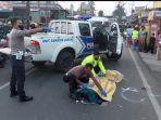 Seorang-pemuda-meninggal-dunia-akibat-terjatuh-dari-motor-lalau-terlindas-bus.jpg