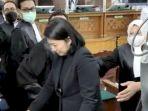 Sidang-Putri-Candrawati-asusila.jpg