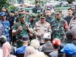 Soliditas-dan-sinergitas-antara-Polri-dan-TNI.jpg