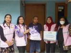Srikandi-PLN-Sukabumi-Nyalakan-Harapan-bagi-Penjual-Sate-Keliling-di-Sukabumi.jpg