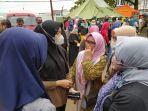 Srikanti-22-berkerudung-hitam-anak-sulung-korban.jpg
