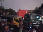 Tabrakan-beruntun-di-Sukabumi_27112022.jpg