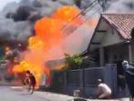 Tempat-pengisian-bahan-bakar-atau-Desa-Paniis-Kecamatan-Tanjungkerta-Sumedang.jpg