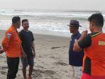 Tim-Basarnas-Bandung-saat-melakukan-upaya-pencarianSenin-23102023.jpg