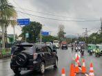 Tugu-Lampu-Gentur-Cianjur-yang-mengarah-ke-Puncak-Sabtu-31122022.jpg