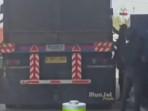Viral-komplotan-bajing-loncat-beraksi-di-siang-bilong-di-Koja-langsung-ditangkap-polisi.jpg