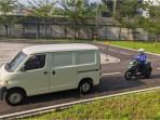 Waspadai-Area-Blindspot-Kunci-Aman-Berkendara-di-Jalan-Raya.jpg