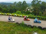 Wisatawan-saat-menjajal-wahana-Luge-di-objek-wisata-Lugs-Gravity.jpg