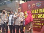 abah-rahmat-61-dan-emak-iyat-63-bersama-kapolda-jawa-barat.jpg