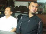 ahmad-dhani-dengan-ketua-dpw-pkb-dki-jakarta-hasibullah_20160211_140536.jpg