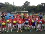 anak-didik-ssb-garuda-11-di-taman-persib-bandung-kamis-1812018_20180119_115748.jpg