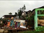 angin-puting-beliung-di-cimenyan.jpg