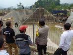 bak-penampungan-air-pembangkit-listrik-tenaga-minihidro-pltm-di-kampung-cikaso-desa-cibanteng.jpg