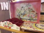 baki-merah-muda-bergambar-burung-yang-dibuat-menggunakan-seni-decoupage_20171210_110553.jpg