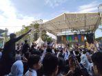 band-armada-manggung-di-acara-kelulusan-di-smkn-2-garut-kamis-2552023.jpg