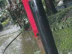 banjir-di-depan-rumah.jpg