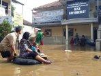 banjir-di-desa-dayeuhkolot.jpg