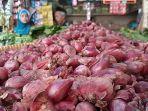 bawang-merah-di-pasar-pasalaran-kamis-952019.jpg