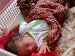 bayi-perempuan-ditemukan-di-masjid.jpg