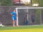 belencoso-diam-berdiri-di-pinggir-lapangan_20160727_183316.jpg