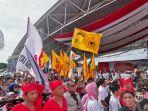 bendera-golkar-di-kampanye-prabowo.jpg