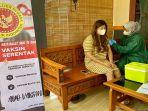bin-ri-gelar-vaksinasi-6-ribu-dosis-di-karangtengah.jpg