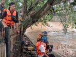 bocah-berusia-belasan-tahun-hanyut-di-aliran-sungai-Cikapundung.jpg