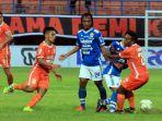 borneo-vs-persib.jpg