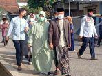 bupati-bandung-dadang-supriatna-saat-berlebaran.jpg