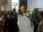 bupati-muspida-garut-periksa-gereja_20151224_214750.jpg