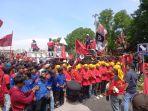 buruh-di-Kabupaten-Cirebon.jpg