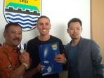 diogo-alexander-alves-ferreira-kontrak-dengan-persib_20160825_133504.jpg