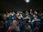 emil-lalajo-ke-bioskop-deui.jpg