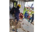 evakuasi-ular-di-desakecamatan-jatitujuh.jpg