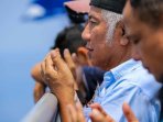 foto-keluarga-korban-lion-air-pk-lqp-tabur-bunga-di-perairan-karawang_20181106_163046.jpg