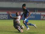 gelandang-persib-bandung-beckham-putra-nugraha-saat.jpg