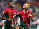 gelandang-portugal-bruno-fernandes-tengah-merayakan-gol-kedua.jpg